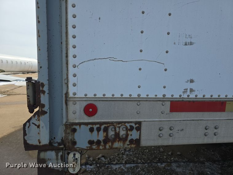 image for item DO7770 1987 Fruehauf FB91 dry van trailer