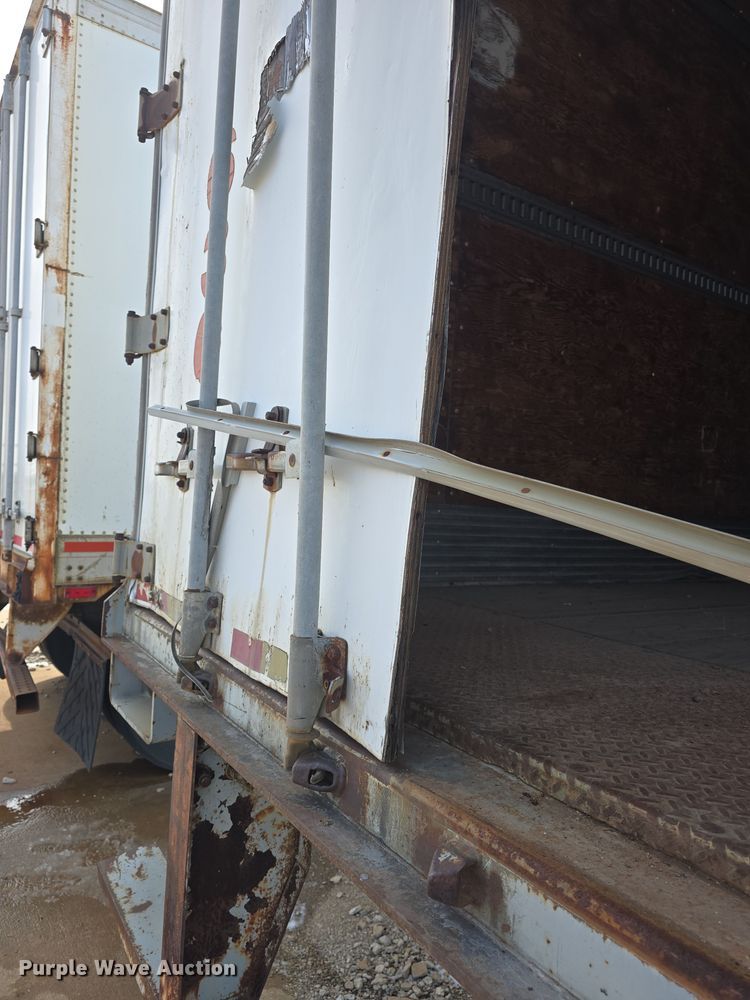 image for item DO7770 1987 Fruehauf FB91 dry van trailer