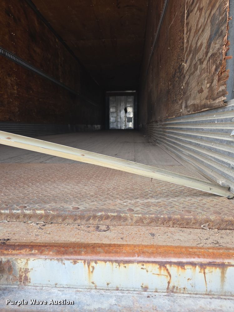 image for item DO7770 1987 Fruehauf FB91 dry van trailer