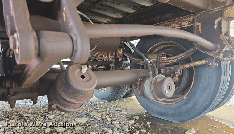 image for item DO7770 1987 Fruehauf FB91 dry van trailer