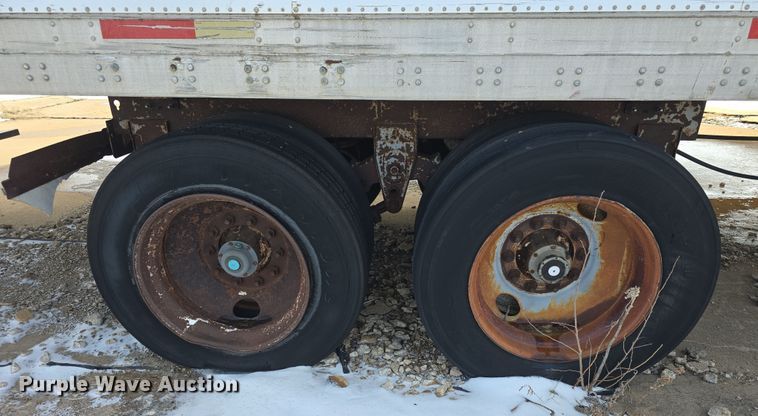 image for item DO7770 1987 Fruehauf FB91 dry van trailer