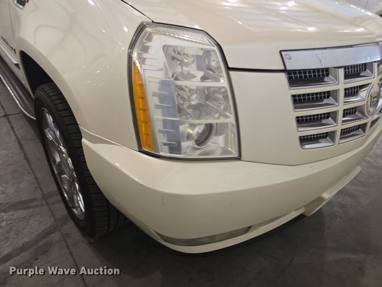 image for item DO7783 2009 Cadillac Escalade SUV