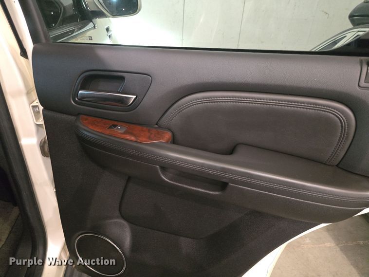 image for item DO7783 2009 Cadillac Escalade SUV