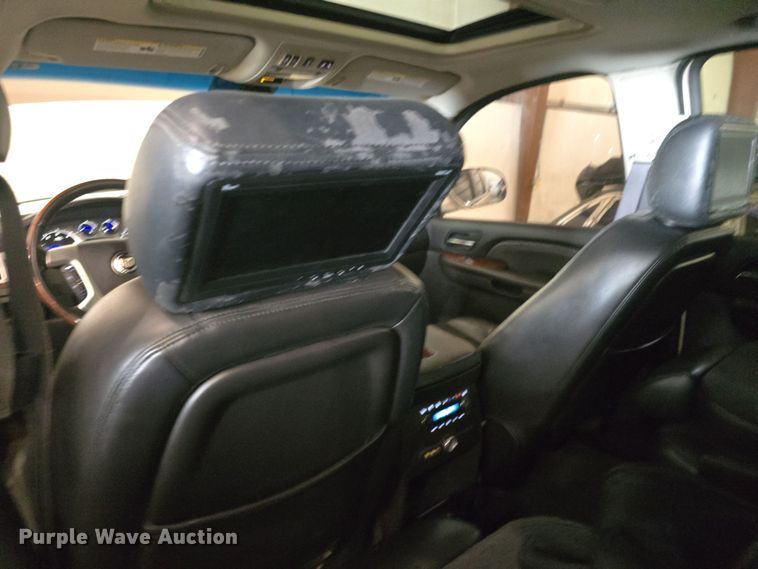 image for item DO7783 2009 Cadillac Escalade SUV