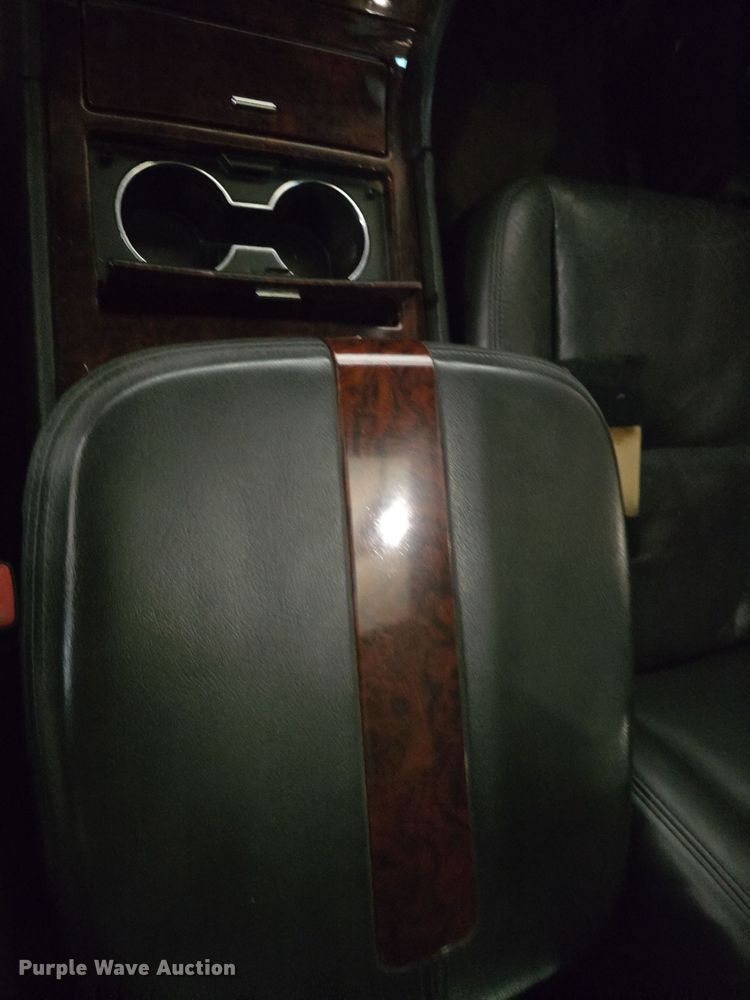 image for item DO7783 2009 Cadillac Escalade SUV