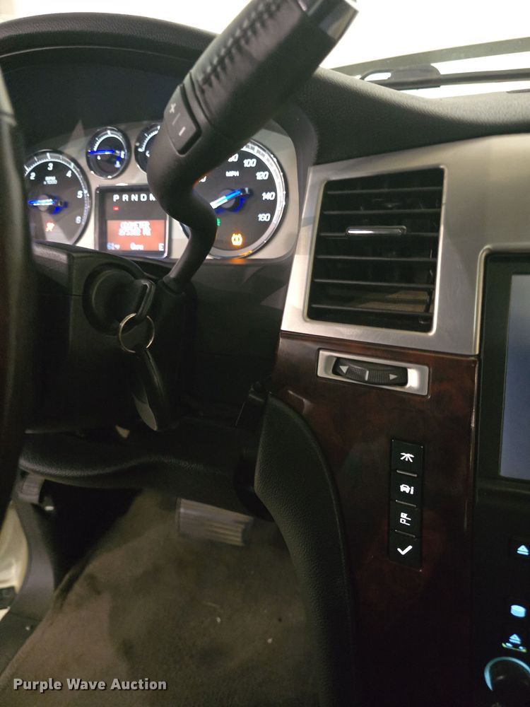 image for item DO7783 2009 Cadillac Escalade SUV