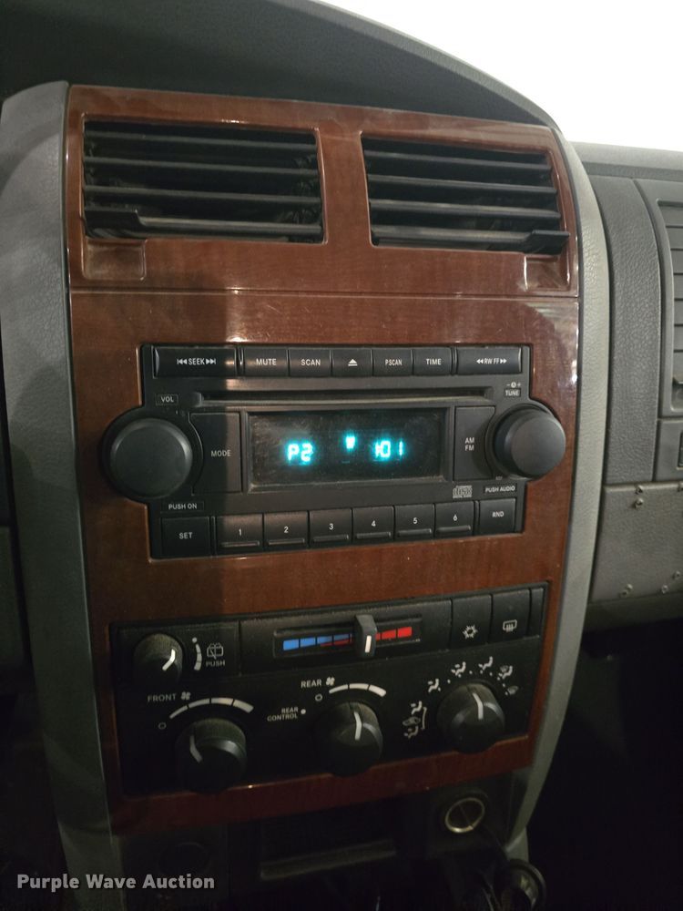 image for item DO7784 2004 Dodge Durango SLT SUV