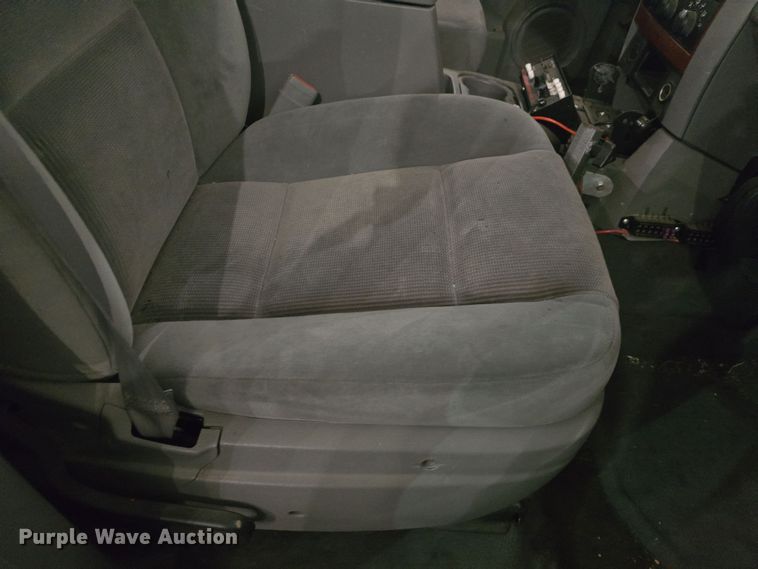 image for item DO7784 2004 Dodge Durango SLT SUV