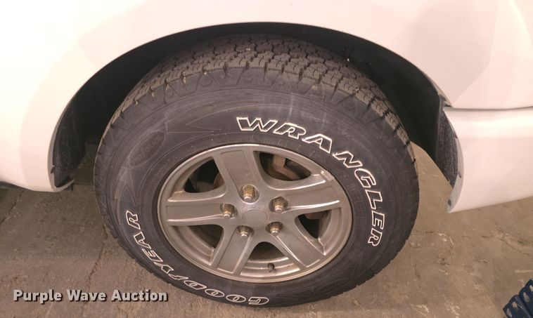 image for item DO7784 2004 Dodge Durango SLT SUV