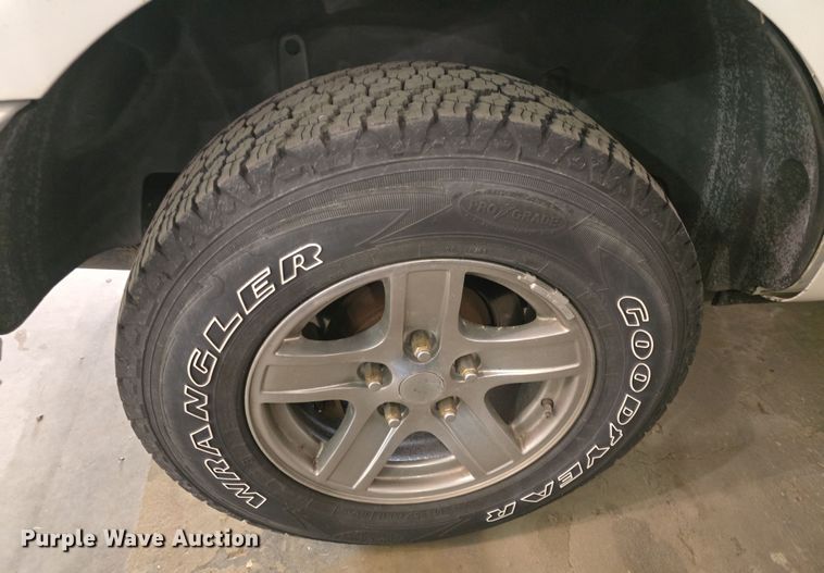 image for item DO7784 2004 Dodge Durango SLT SUV