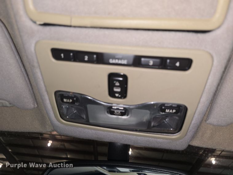 image for item DO7785 1998 Jaguar XJR 