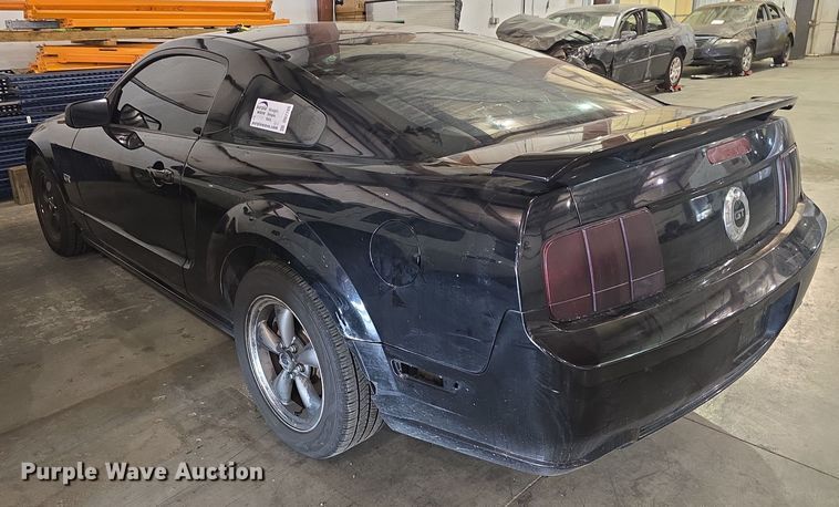 image for item DO7786 2005 Ford Mustang 