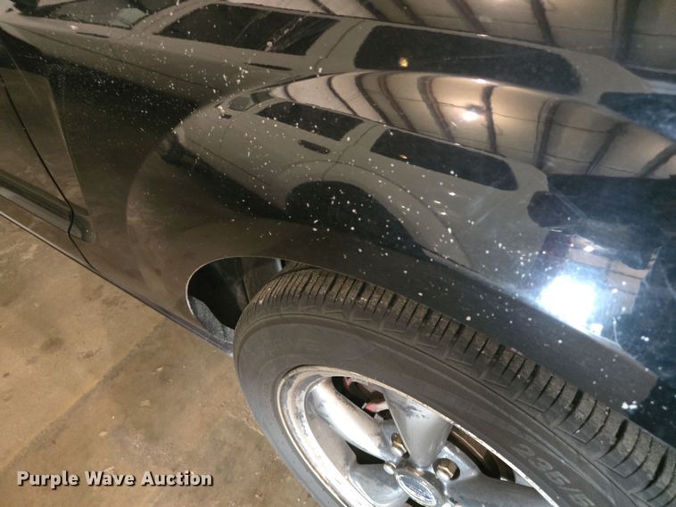 image for item DO7786 2005 Ford Mustang 