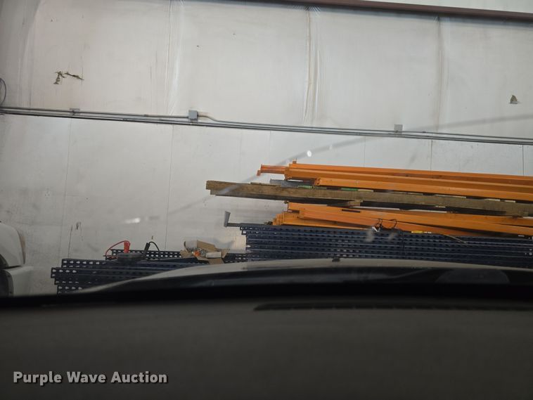 image for item DO7786 2005 Ford Mustang 