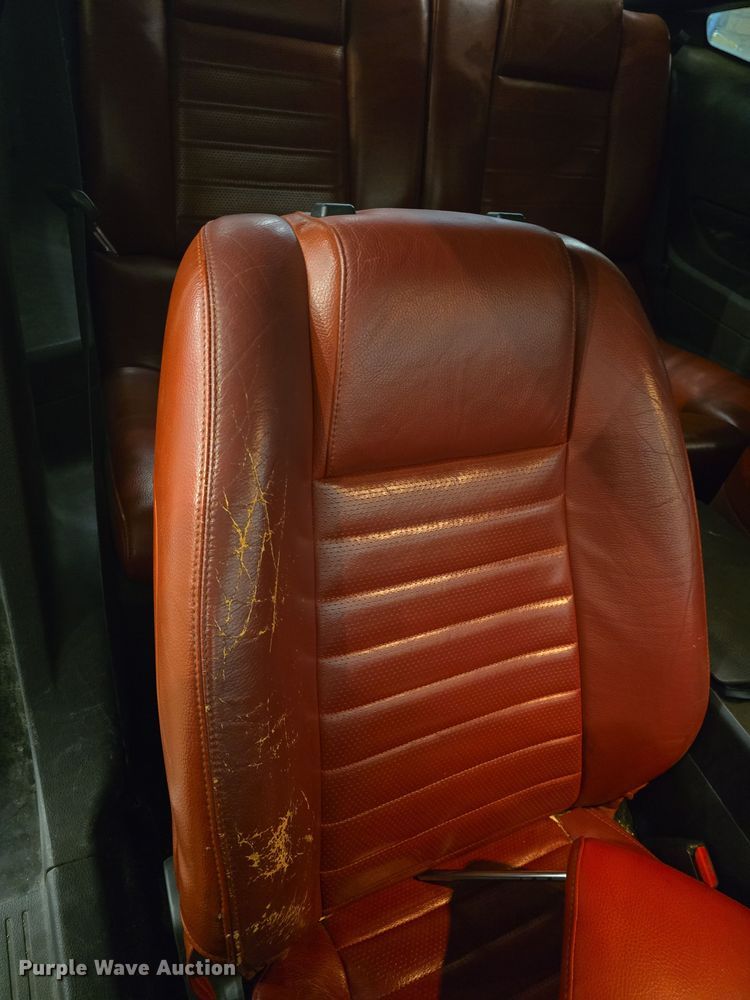 image for item DO7786 2005 Ford Mustang 