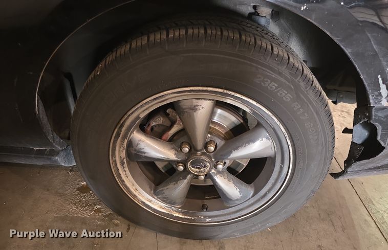 image for item DO7786 2005 Ford Mustang 