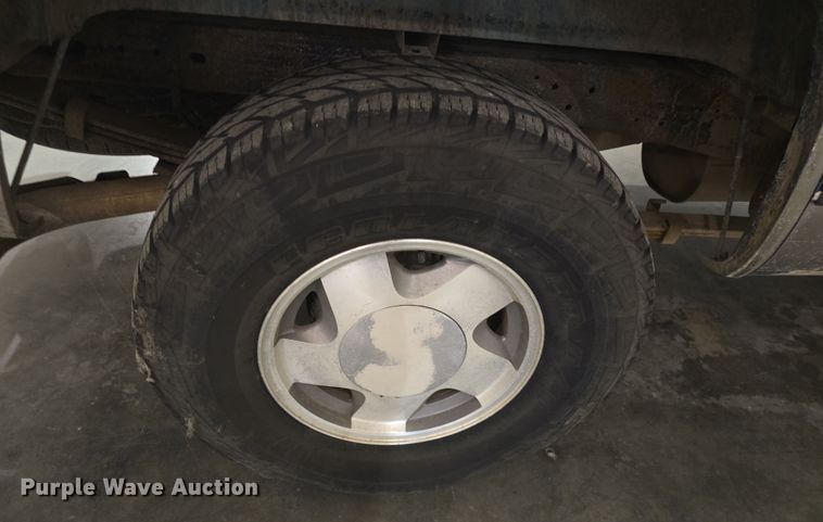 image for item DO7787 1994 Chevrolet Cheyenne K1500 pickup truck