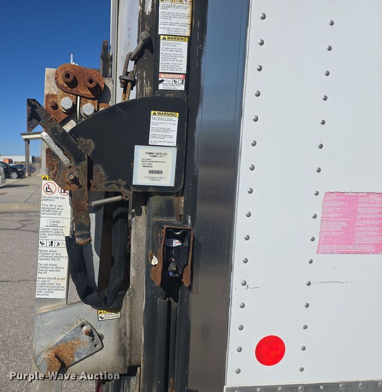 image for item DO7809 2012 Chevrolet Express 3500 box truck