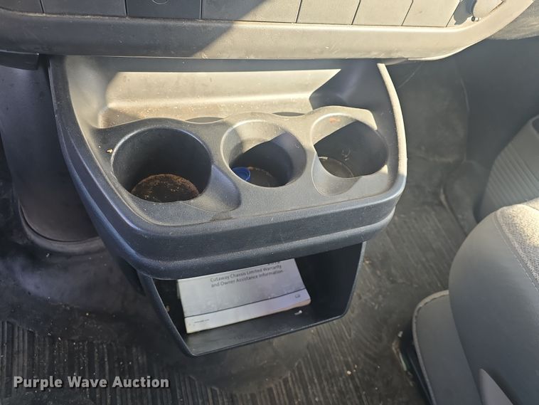 image for item DO7809 2012 Chevrolet Express 3500 box truck