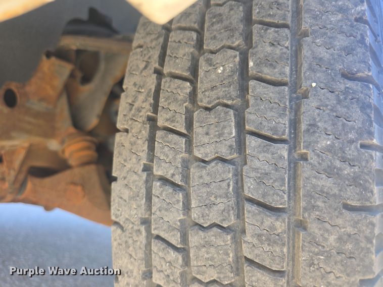 image for item DO7809 2012 Chevrolet Express 3500 box truck