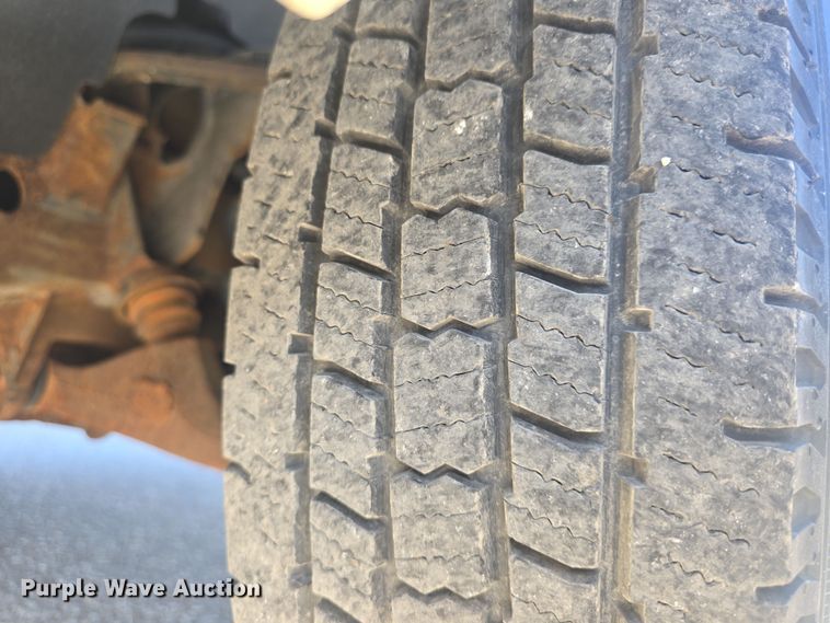 image for item DO7809 2012 Chevrolet Express 3500 box truck