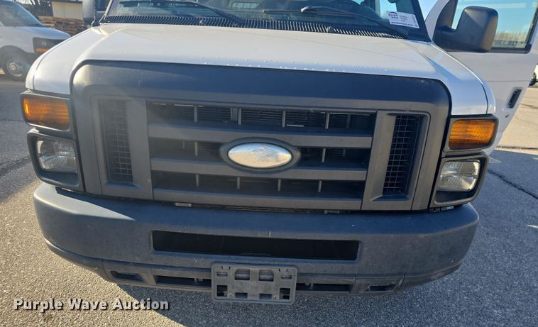 image for item DO7811 2014 Ford E150 van
