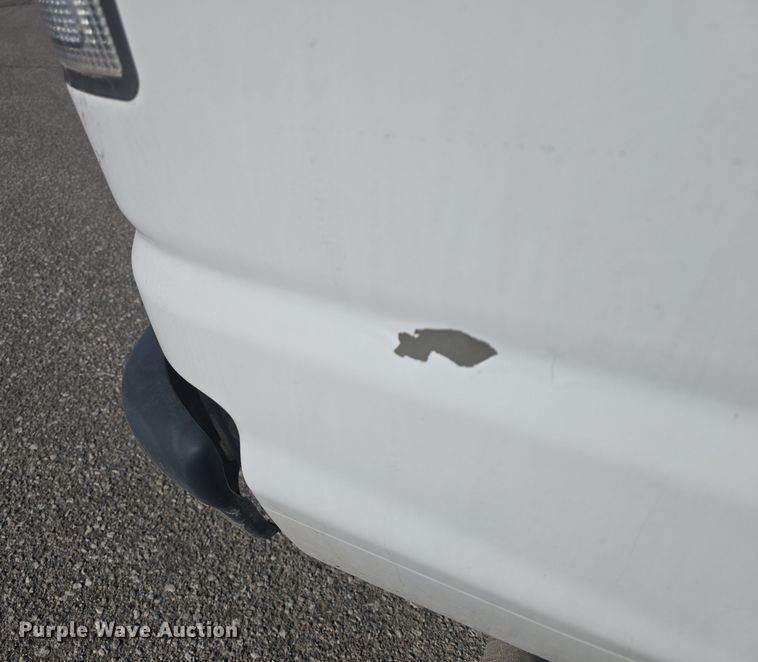 image for item DO7811 2014 Ford E150 van