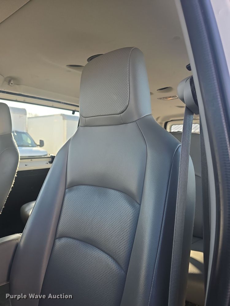 image for item DO7811 2014 Ford E150 van