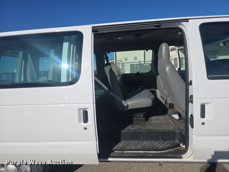 image for item DO7811 2014 Ford E150 van