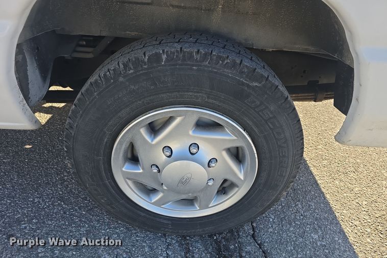 image for item DO7811 2014 Ford E150 van