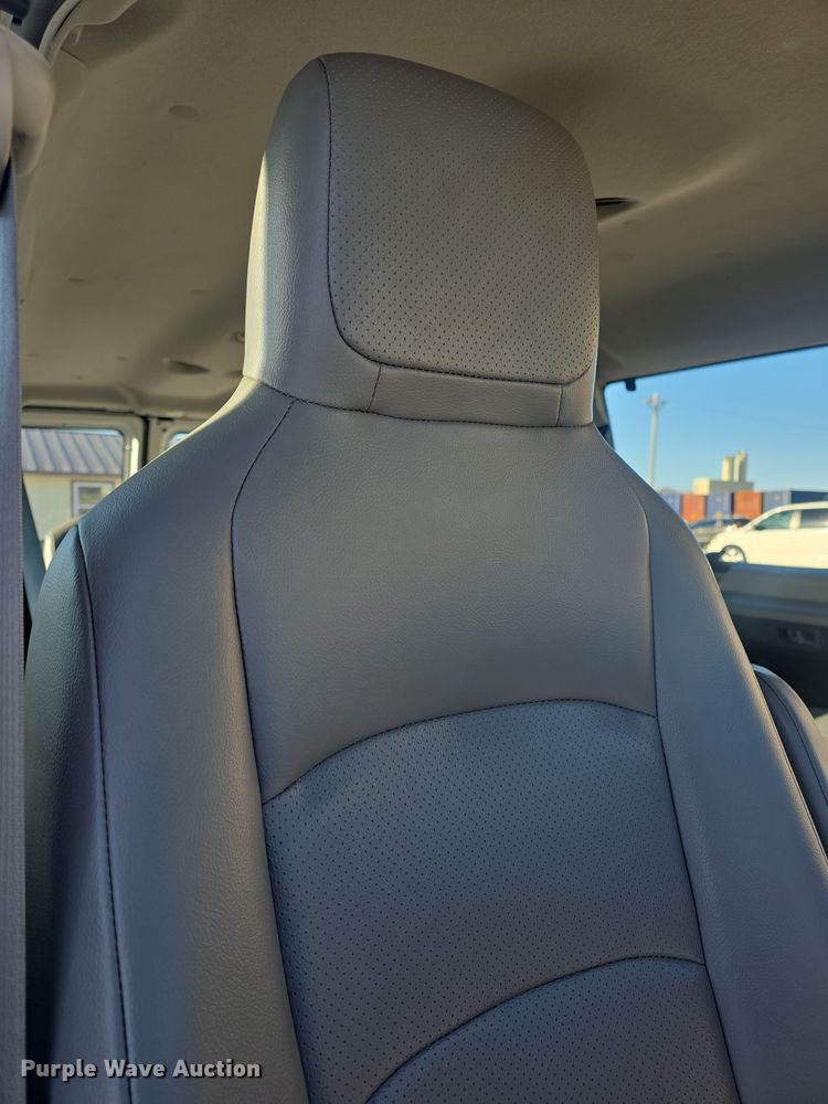 image for item DO7812 2014 Ford E150  van