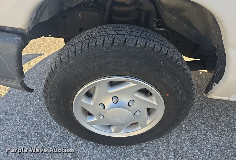 image for item DO7812 2014 Ford E150  van