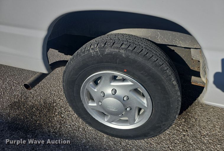 image for item DO7812 2014 Ford E150  van