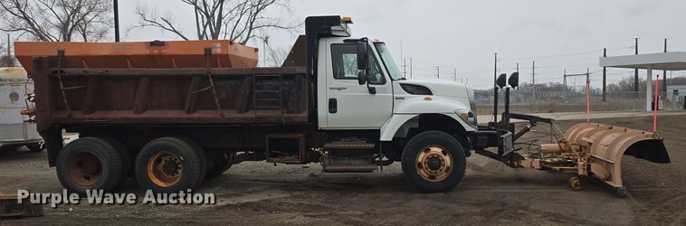 image for item DO7817 2008 International WorkStar 7400 dump truck