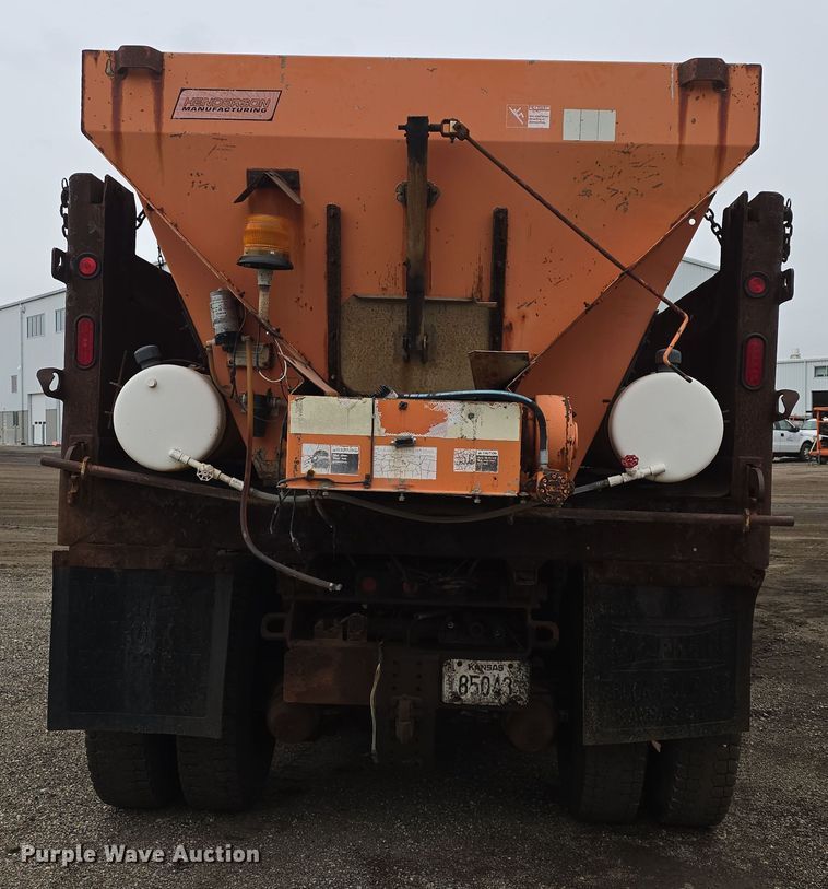 image for item DO7817 2008 International WorkStar 7400 dump truck