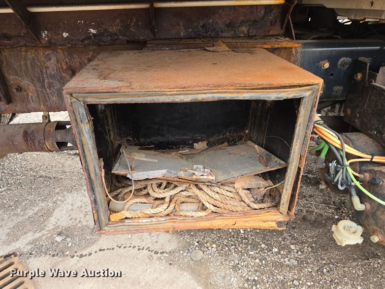 image for item DO7817 2008 International WorkStar 7400 dump truck