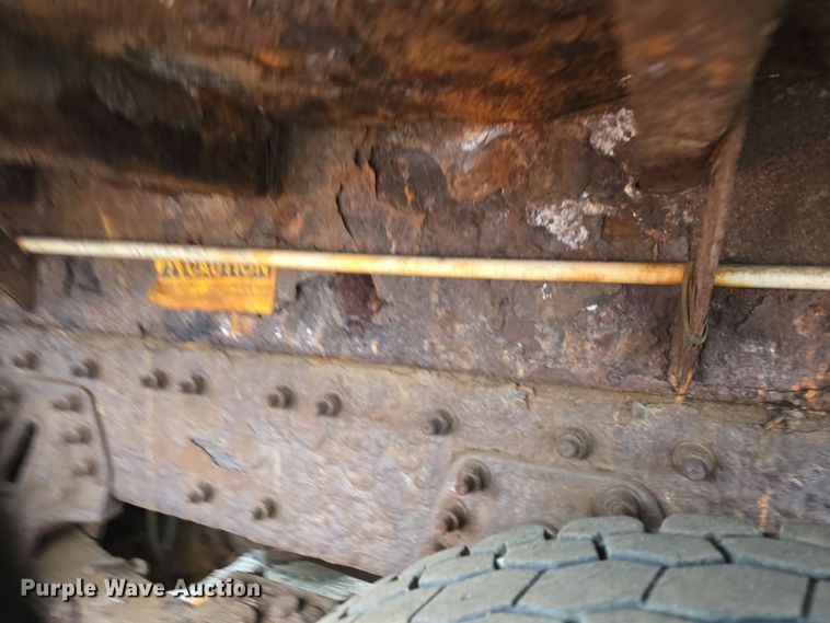 image for item DO7817 2008 International WorkStar 7400 dump truck