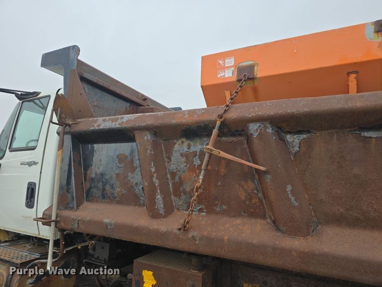 image for item DO7817 2008 International WorkStar 7400 dump truck