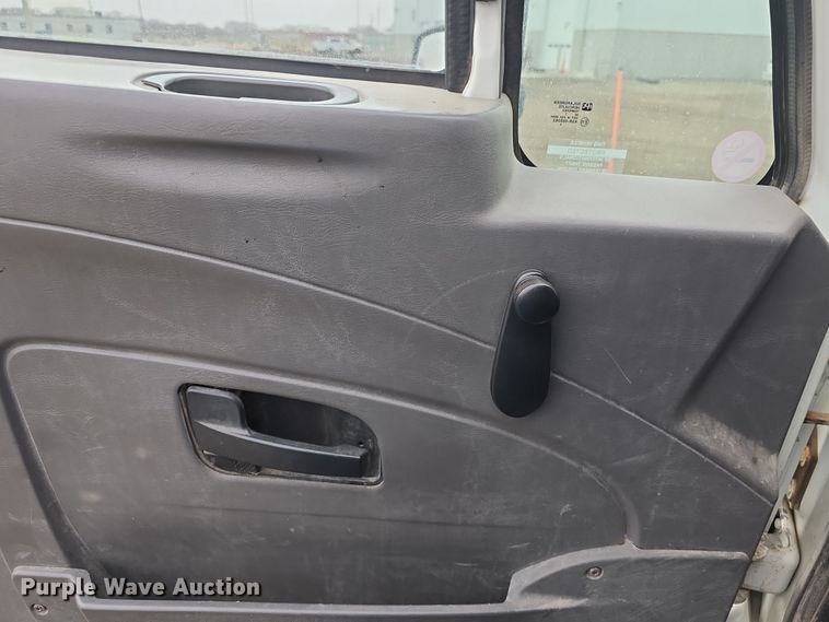 image for item DO7817 2008 International WorkStar 7400 dump truck