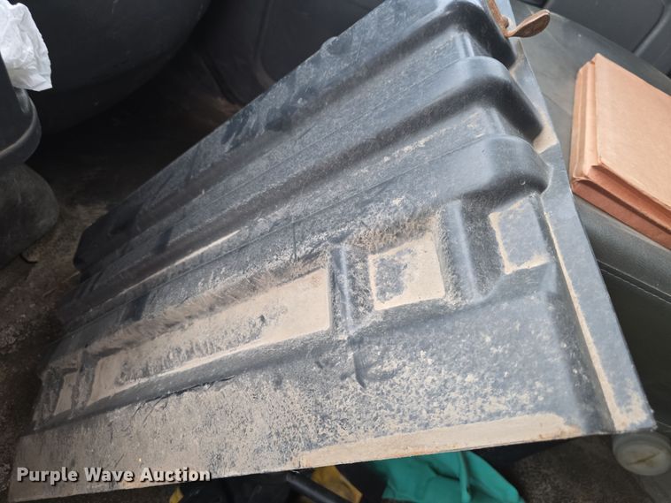 image for item DO7817 2008 International WorkStar 7400 dump truck