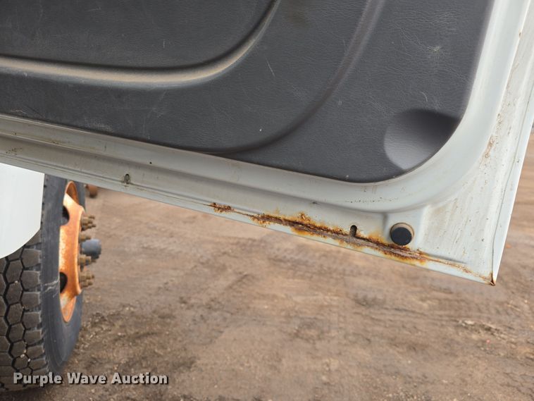 image for item DO7817 2008 International WorkStar 7400 dump truck