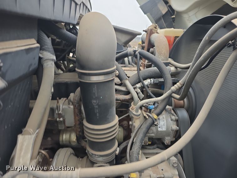 image for item DO7817 2008 International WorkStar 7400 dump truck