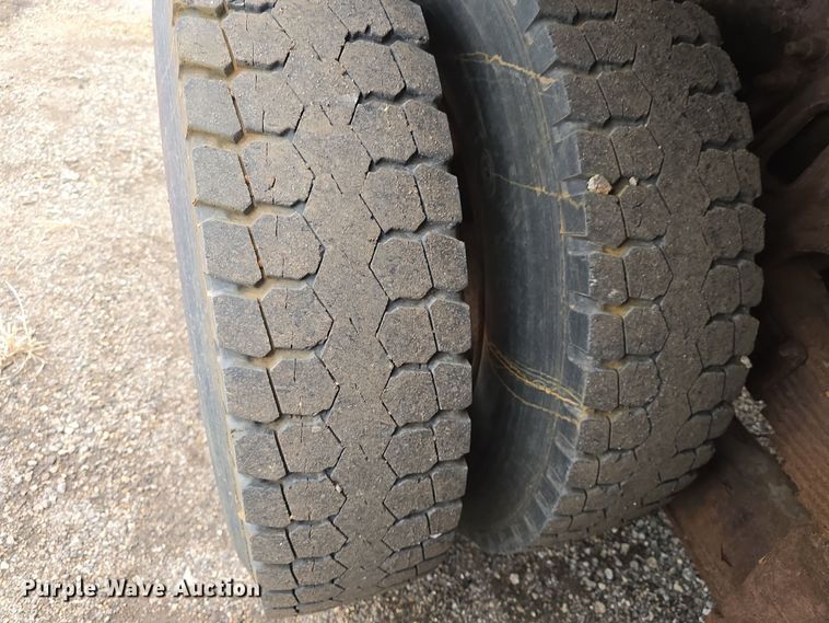 image for item DO7817 2008 International WorkStar 7400 dump truck