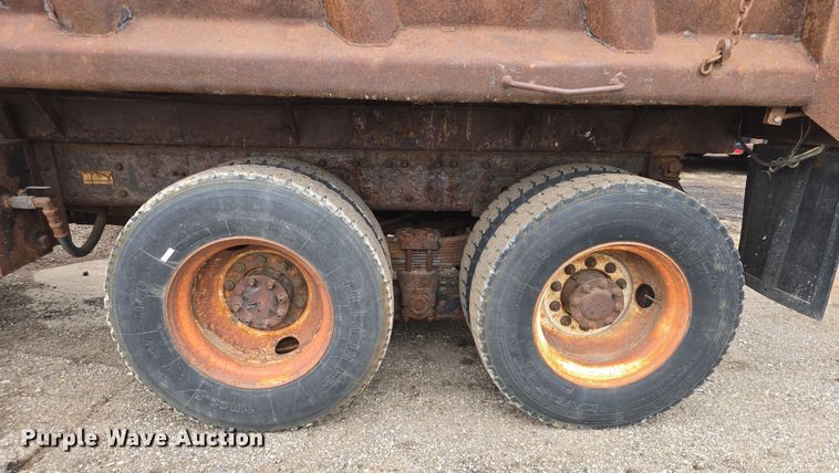 image for item DO7817 2008 International WorkStar 7400 dump truck