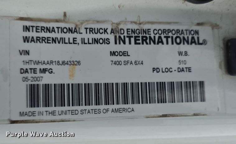 image for item DO7817 2008 International WorkStar 7400 dump truck