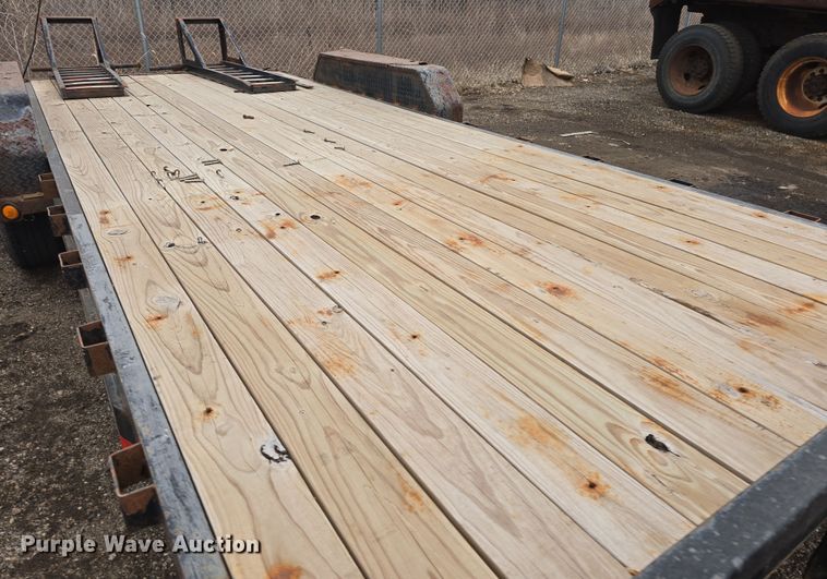 image for item DO7820 2014 PJ CC202 equipment trailer