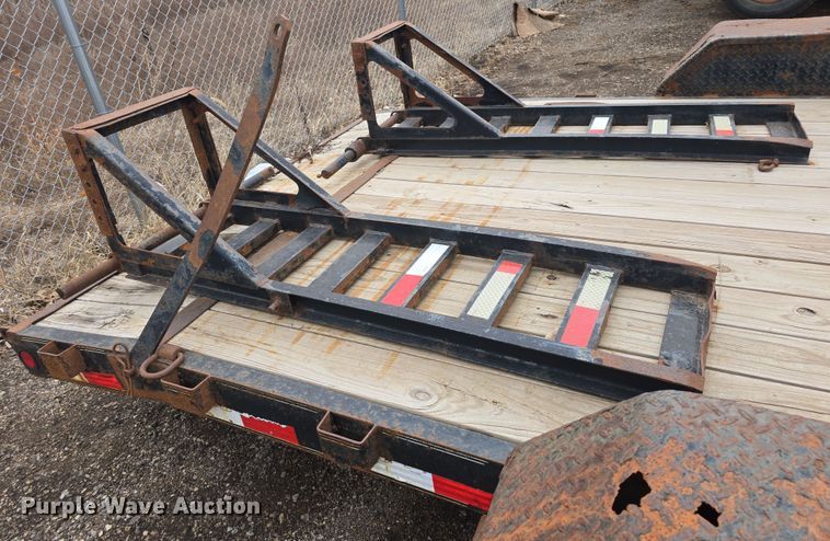 image for item DO7820 2014 PJ CC202 equipment trailer