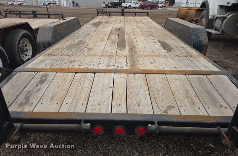 image for item DO7821 2015 PJ CC202 equipment trailer