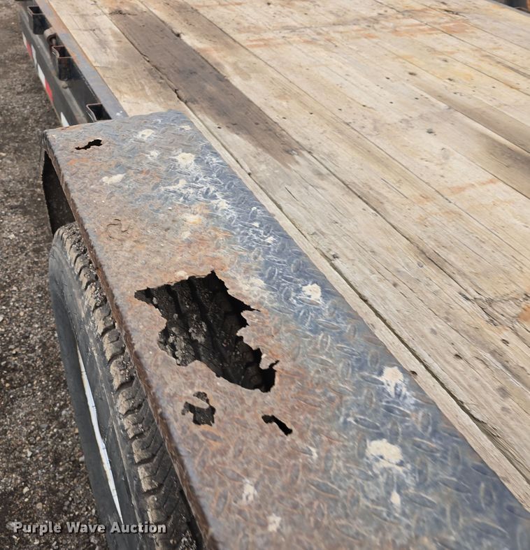 image for item DO7821 2015 PJ CC202 equipment trailer