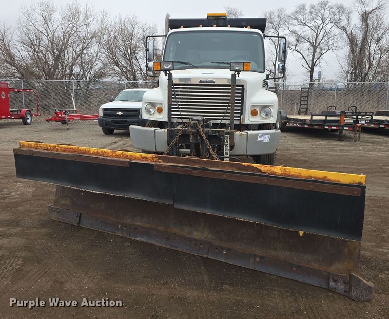 image for item DO7822 2008 Freightliner  Business Class M2 dump truck